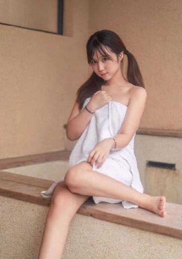 巨乳女士官_HD神马影院手机在线